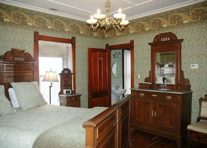 Grand Hotel Nauvoo