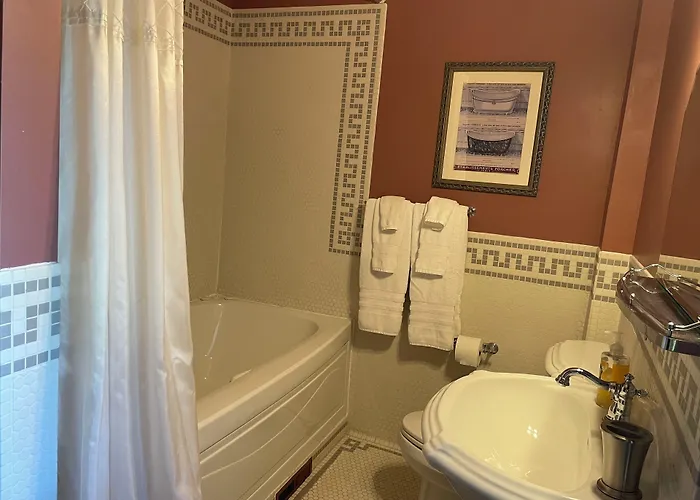 Hotel Grand Nauvoo
